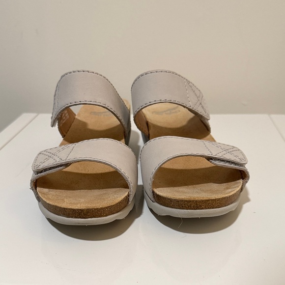 Dansko Women's Maddy Wedge Sandal - Ivory Milled Nubuck Size 39 NIB LEATHER US 8 - Picture 3 of 9